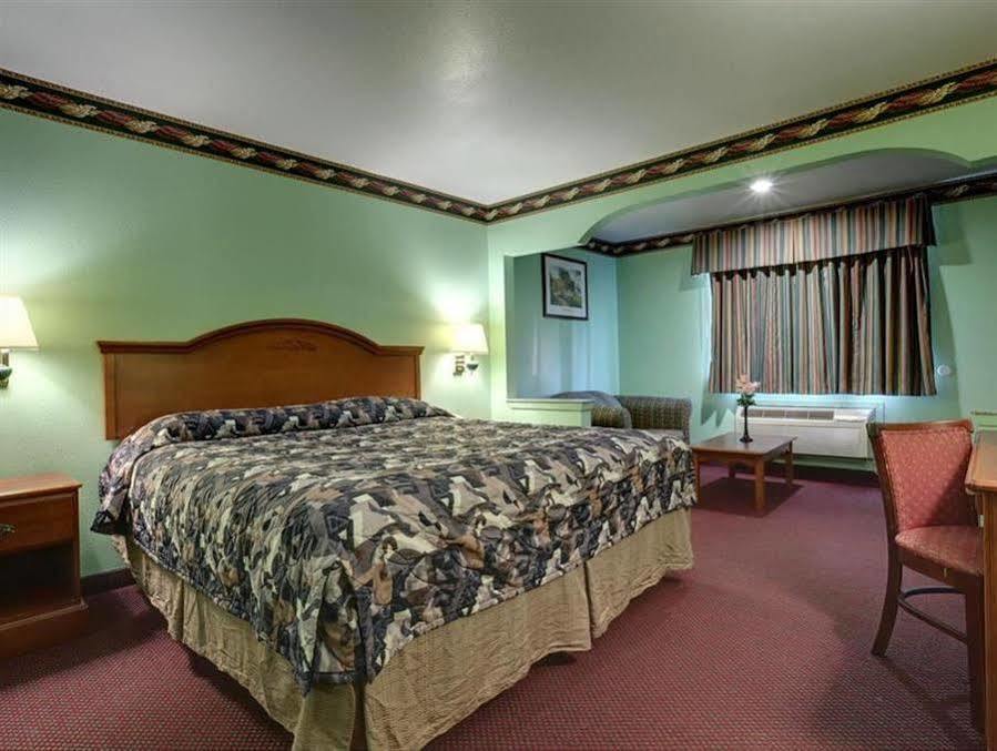 America'S Best Value Inn & Suites - Rosenberg/Houston 외부 사진